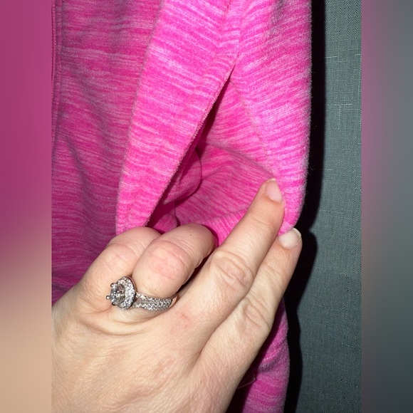 Puma Kids Vibrant Pink and Black Hoodie Girls M 10/12 - Picture 11 of 13